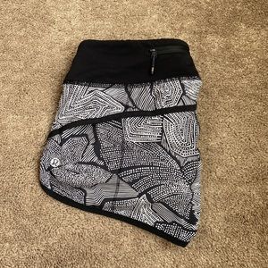 Lululemon SPEED Shorts *2.5”